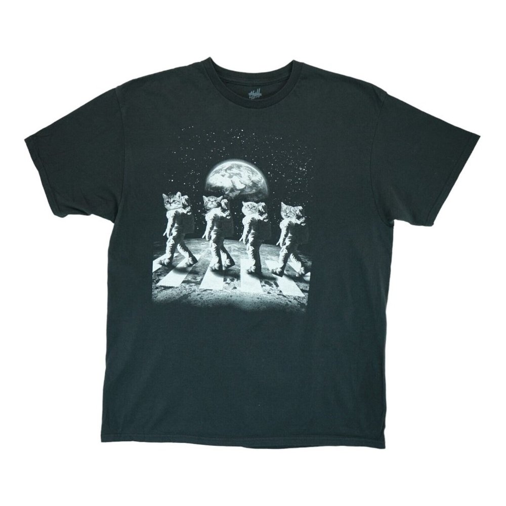 Astronaut Cats Men's T shirt Size Large Black ~ 100% Cotton
